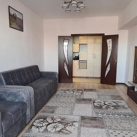 Flat In Central Biškek Exteriér fotografie